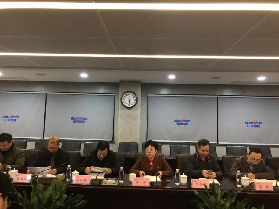 省工信厅副厅长彭涛一行调研皇家国际智能