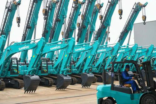 “智慧工厂”引领“出产节拍”——走进皇家国际智能一探到底