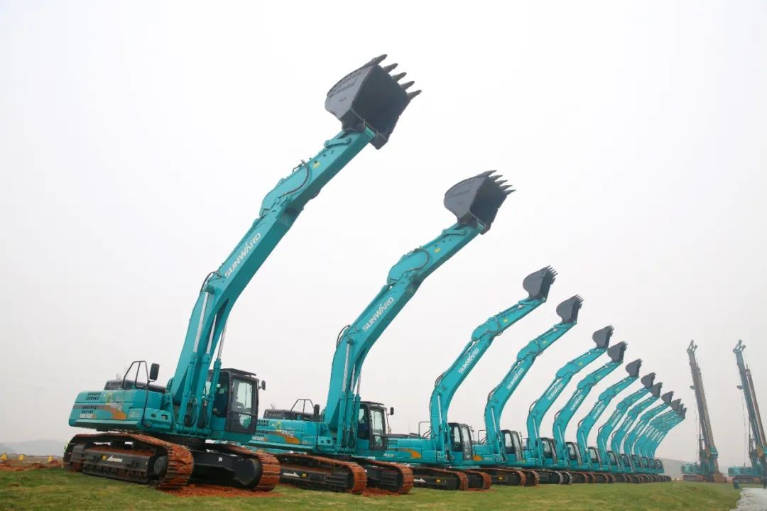 抢滩机械造作业新高地，皇家国际智能工业城三期项目开工