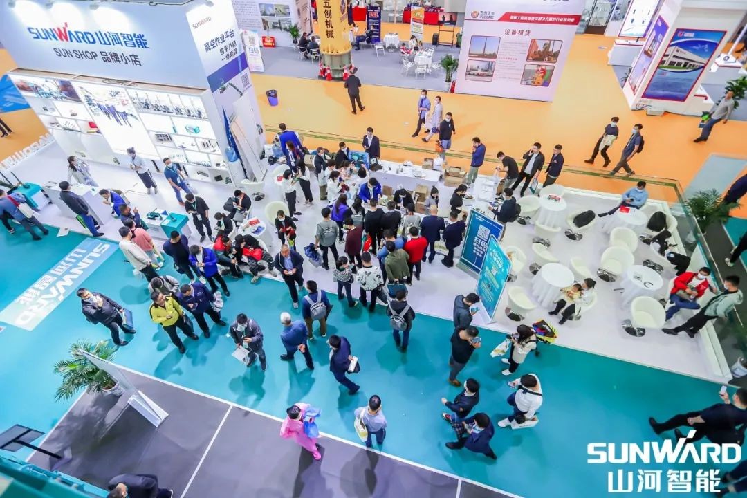 “皇家国际绿”亮相长沙国际工程机械展，50余款产品尽显皇家国际智能创新实力