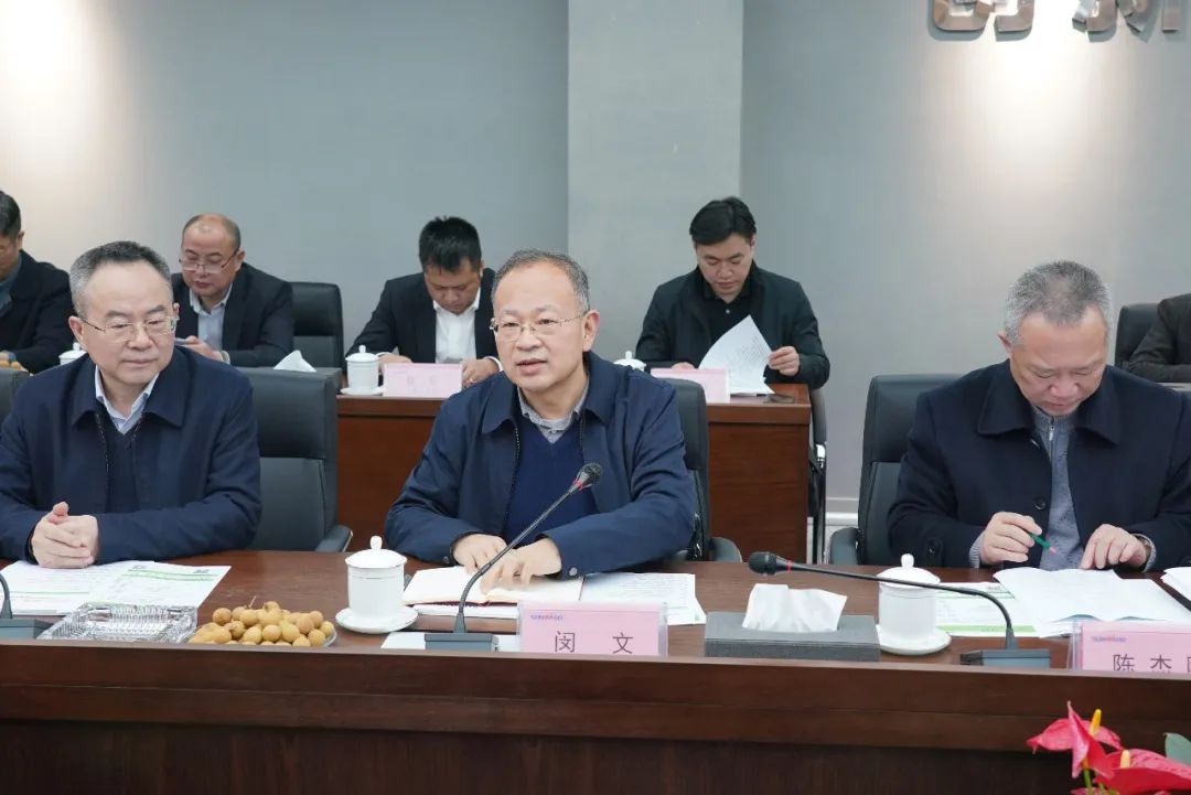 湖南沉点构筑企业团调研皇家国际智能