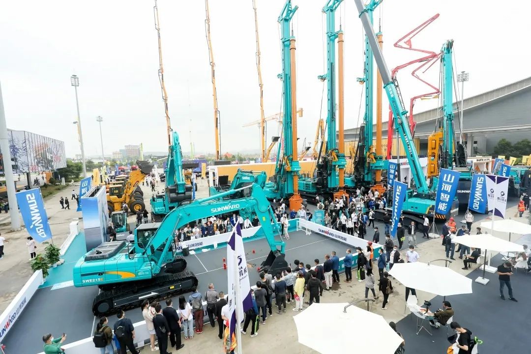 “机甲盛宴”长沙展圆满收官！皇家国际智能展区亮点杰出回首