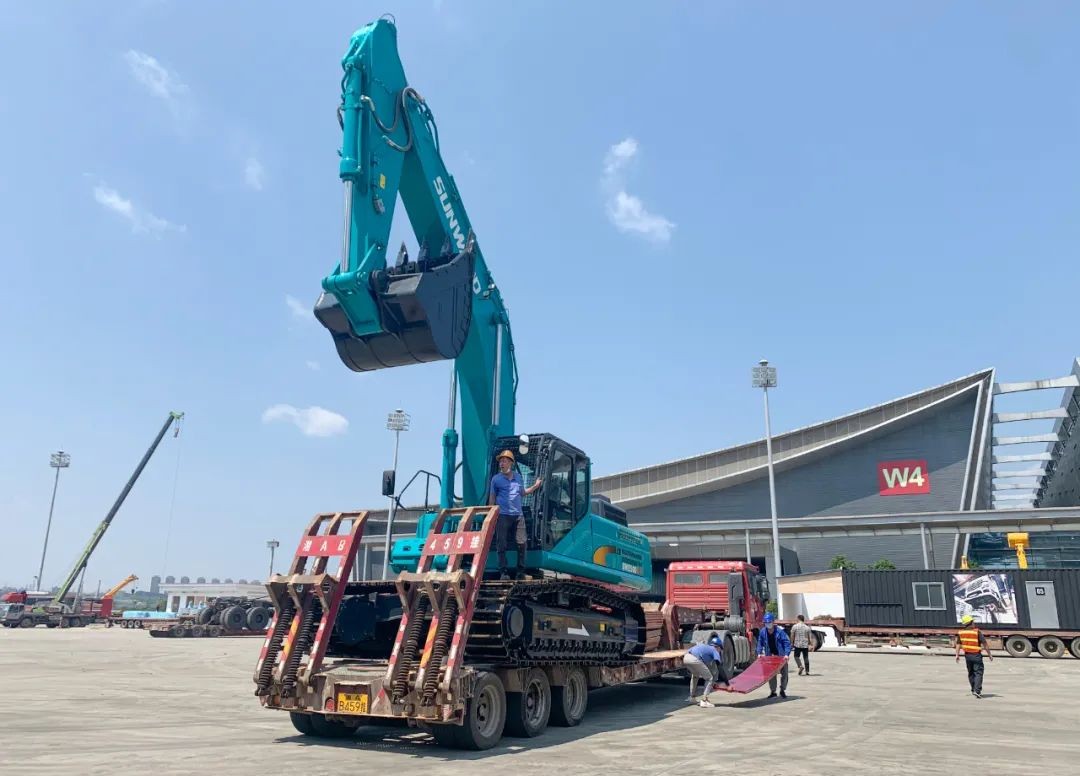 进场布展！2021年长沙国际工程机械展倒计时，皇家国际智能展区亮点提前剧透