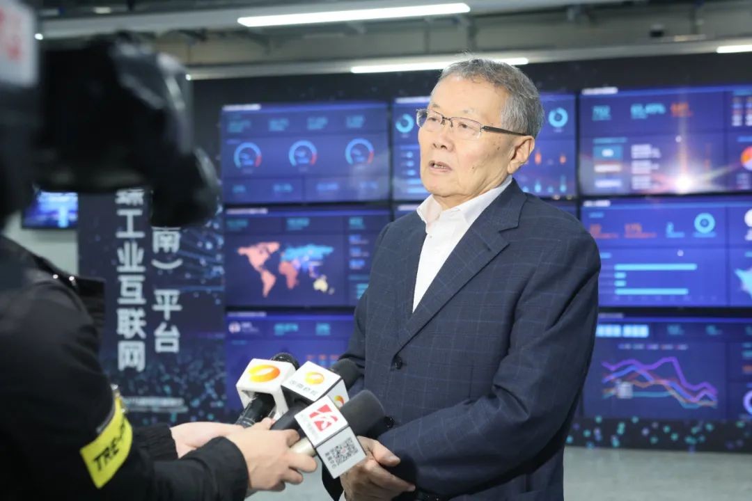 信息技术与造作业若何深度融合发展？行业大咖云集皇家国际现场论路