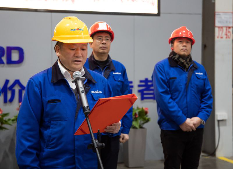 皇家国际智能微幼挖打开日本市场