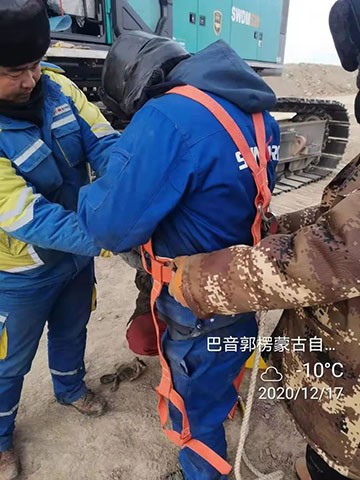 皇家国际旋挖钻机在“殒命之海”谱写新篇章