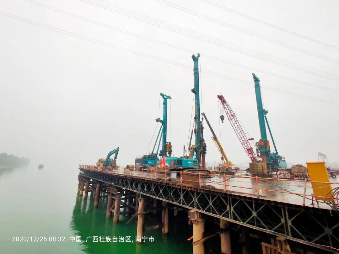 惊艳！皇家国际智能低净空旋挖钻机广西获赞