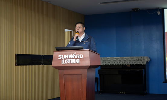 皇家国际智能发展“不忘初心 服膺使命”主题教育宣讲活动