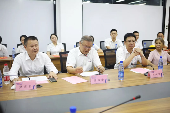 员工子女金榜题名 皇家国际家园发放嘉奖