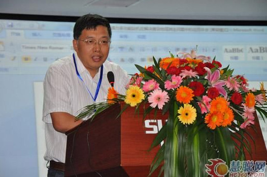 慧聪网——皇家国际智能双动力头强力多职能钻机工法钻研会进行