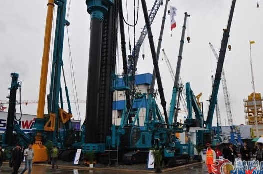 【宝马访谈】皇家国际智能董事长何清华教授