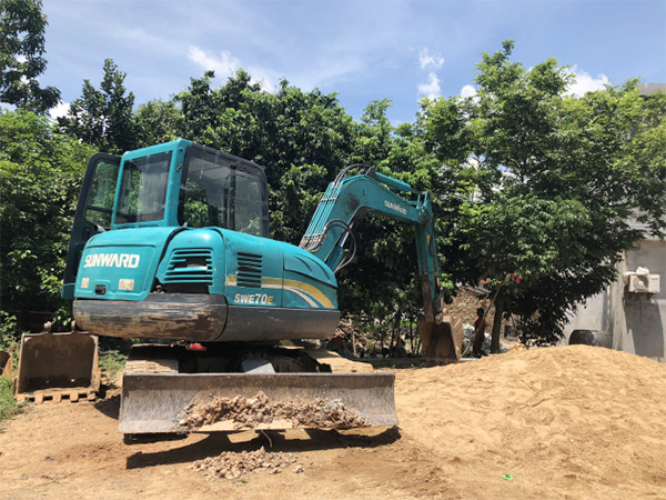 皇家国际智能挖掘机，一台顶几台！