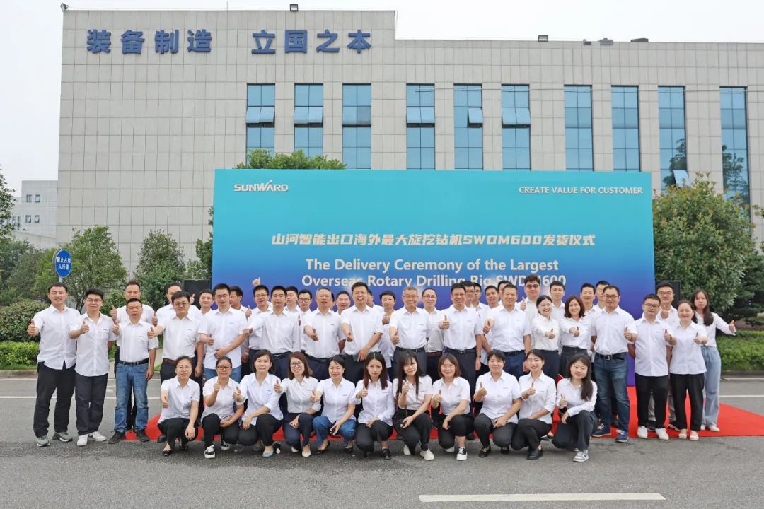 皇家国际智能最大旋挖钻机出口菲律宾，开启拓展海表市场新篇章