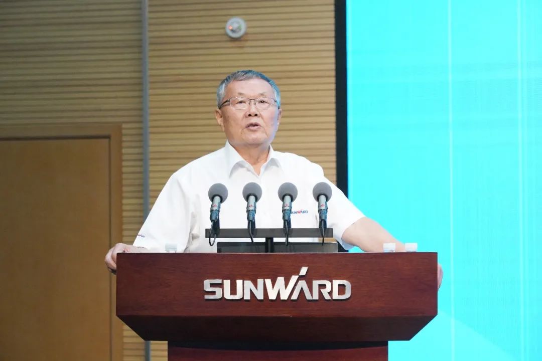 皇家国际智能2021年半年度经营工作会议隆沉召开