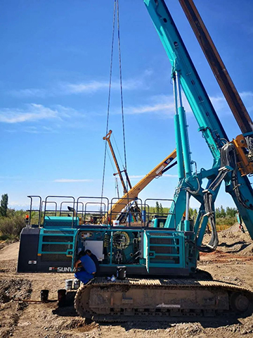 顶炎暑 走戈壁 2021年皇家国际智能全球服务万里行走进新疆