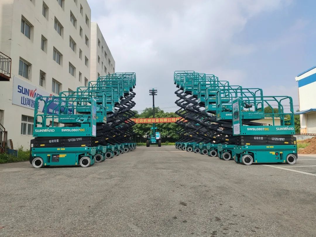 同梦同业 借势腾飞——辽宁宏信&皇家国际智能进行主题庆典活动