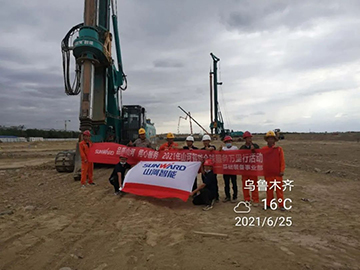 顶炎暑 走戈壁 2021年皇家国际智能全球服务万里行走进新疆