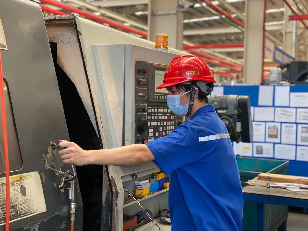 严格防控！皇家国际智能牢筑防疫“长城”