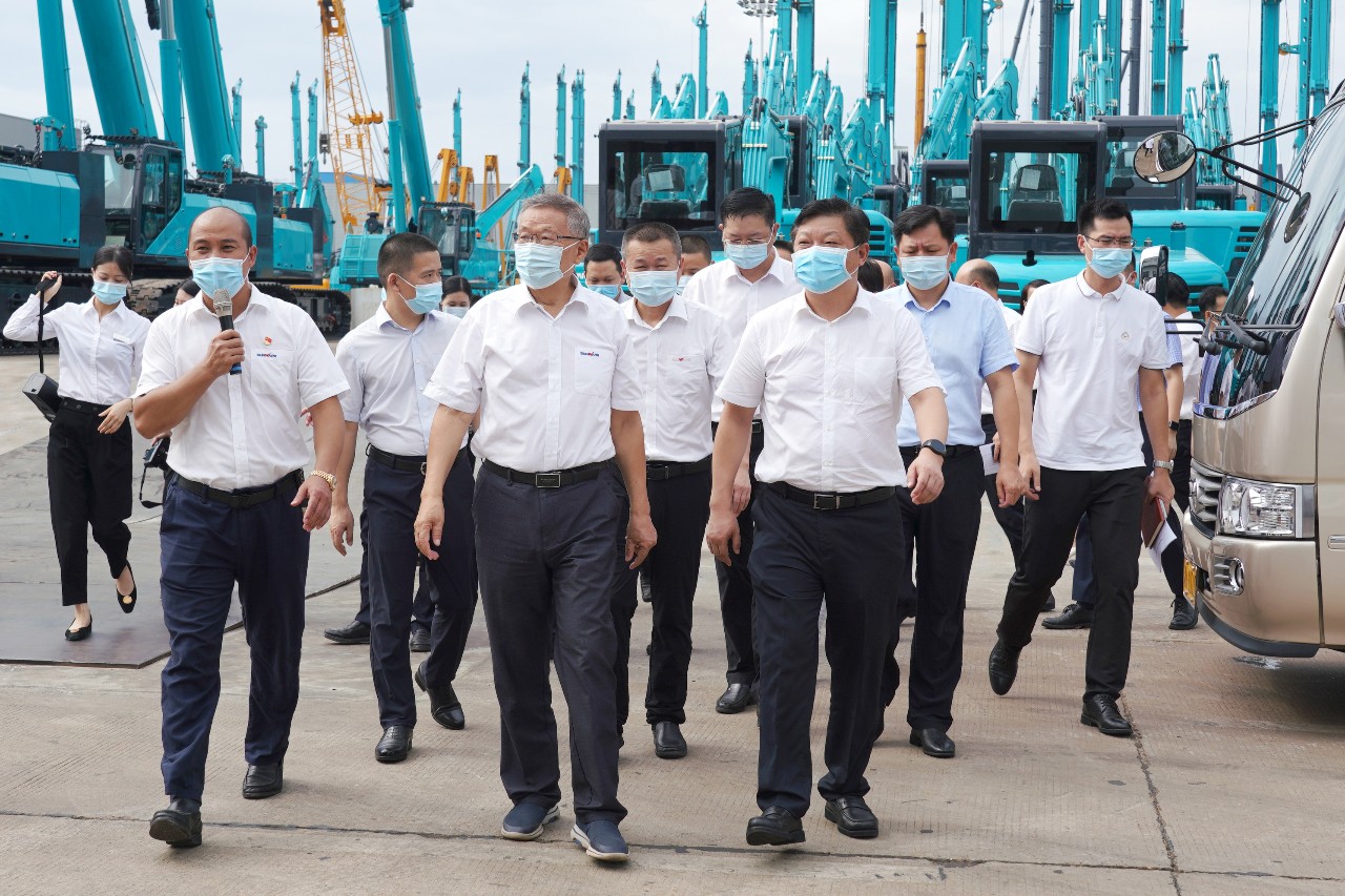 长沙县委书记付旭明调研皇家国际智能