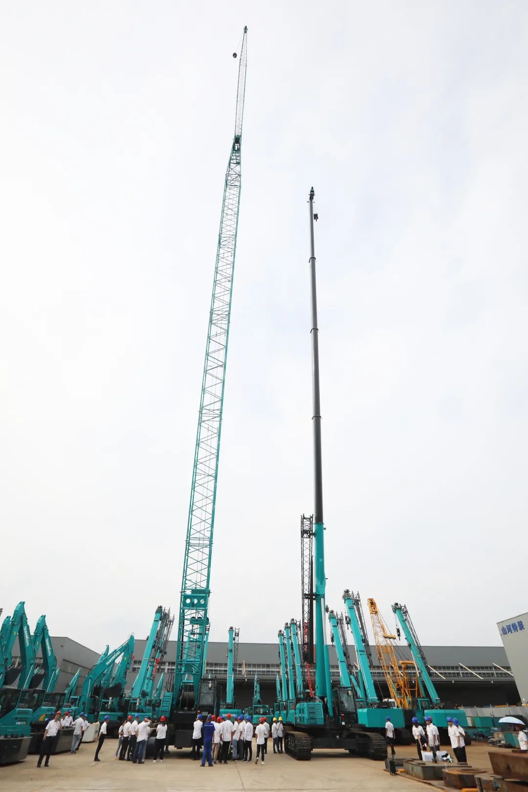 双鹰飞舞，“E”往无前！——皇家国际智能新一代E系列起沉机下线！