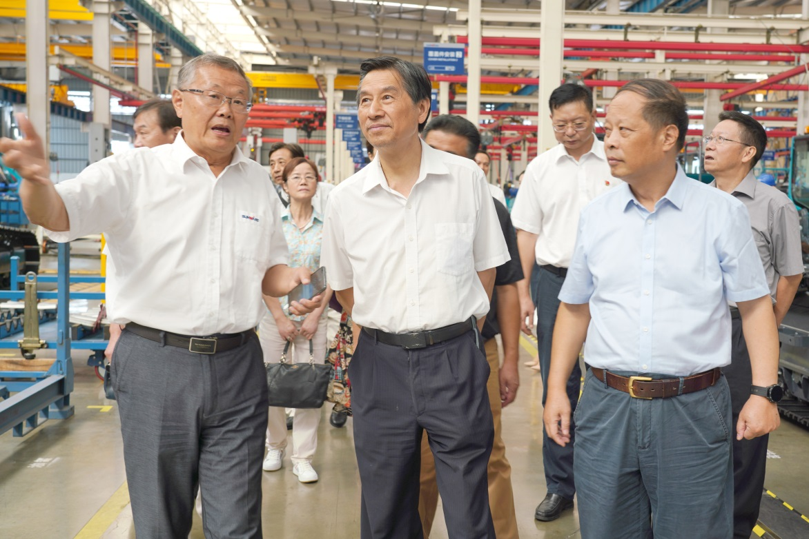 湖南省老科学技术工作者一行到访皇家国际智能