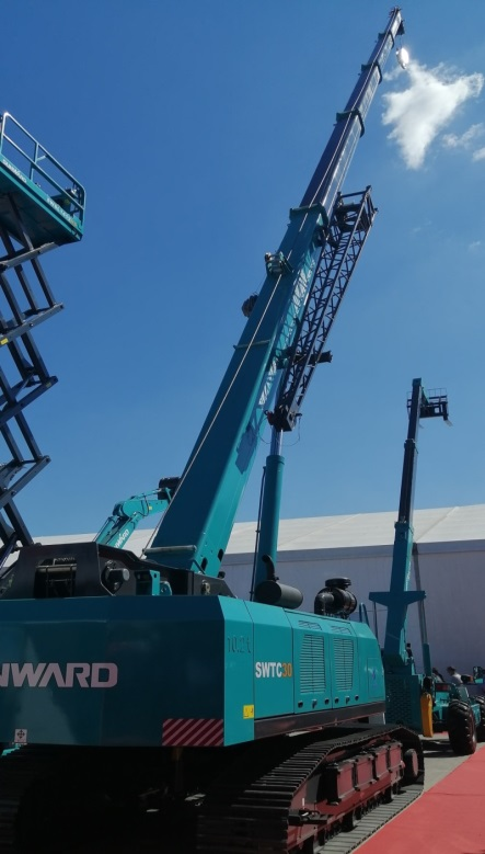 “沉”磅出击！皇家国际智能起沉机械组团“登场”