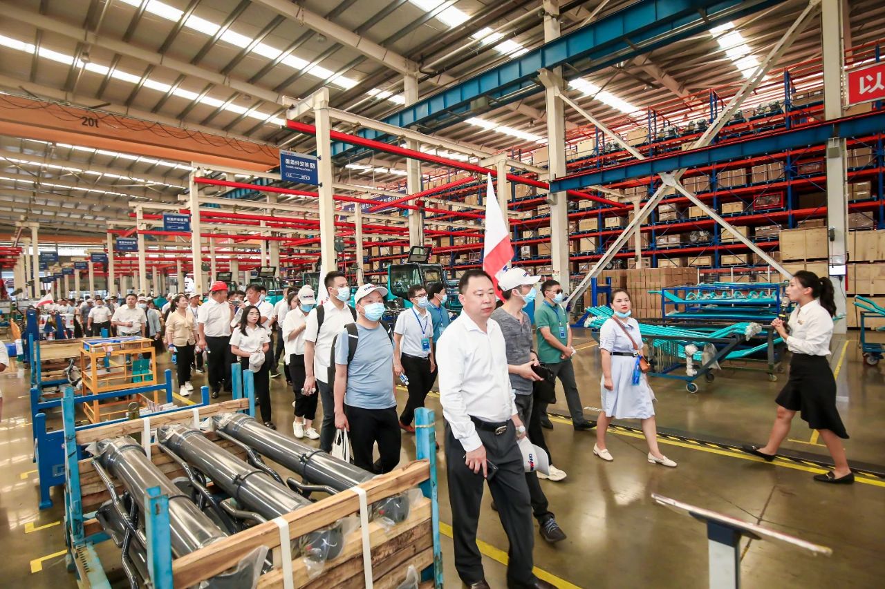 游展超热烈！皇家国际智能成就展示会高能名排场来袭