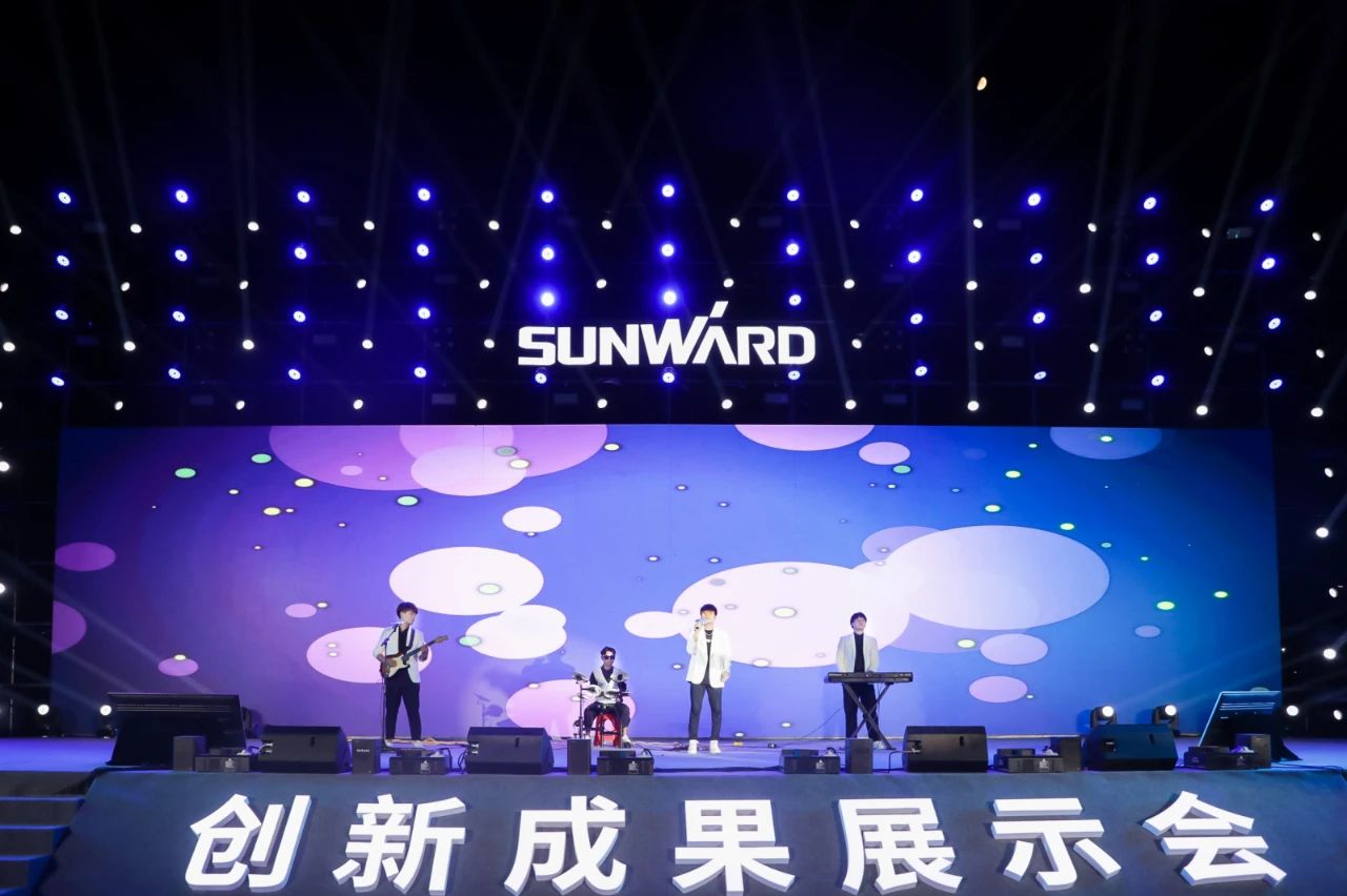 游展超热烈！皇家国际智能成就展示会高能名排场来袭