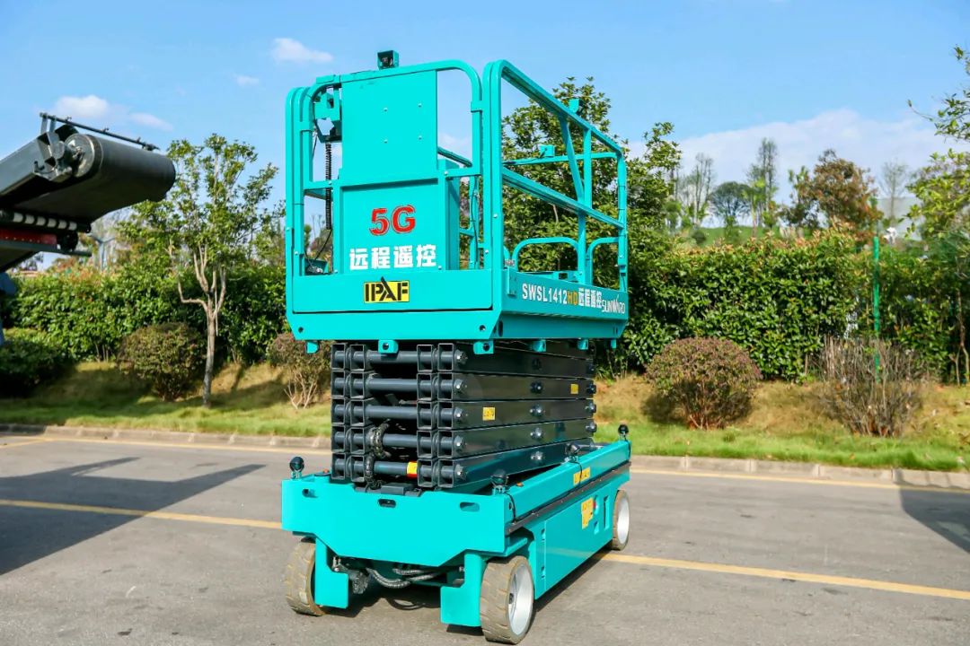 不负使命，皇家国际智能高空作业设备交出“阶段性答卷”