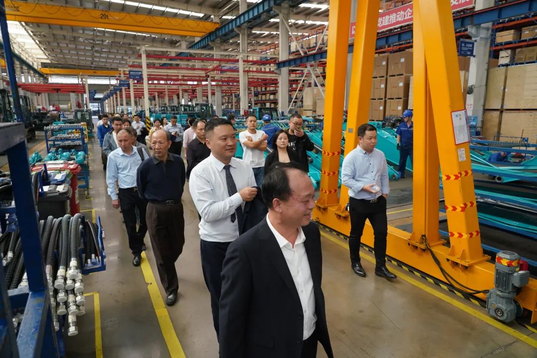 湖南省矿业协会第二届一次会员代表大会暨第二届一次理事会在皇家国际智能顺利召开