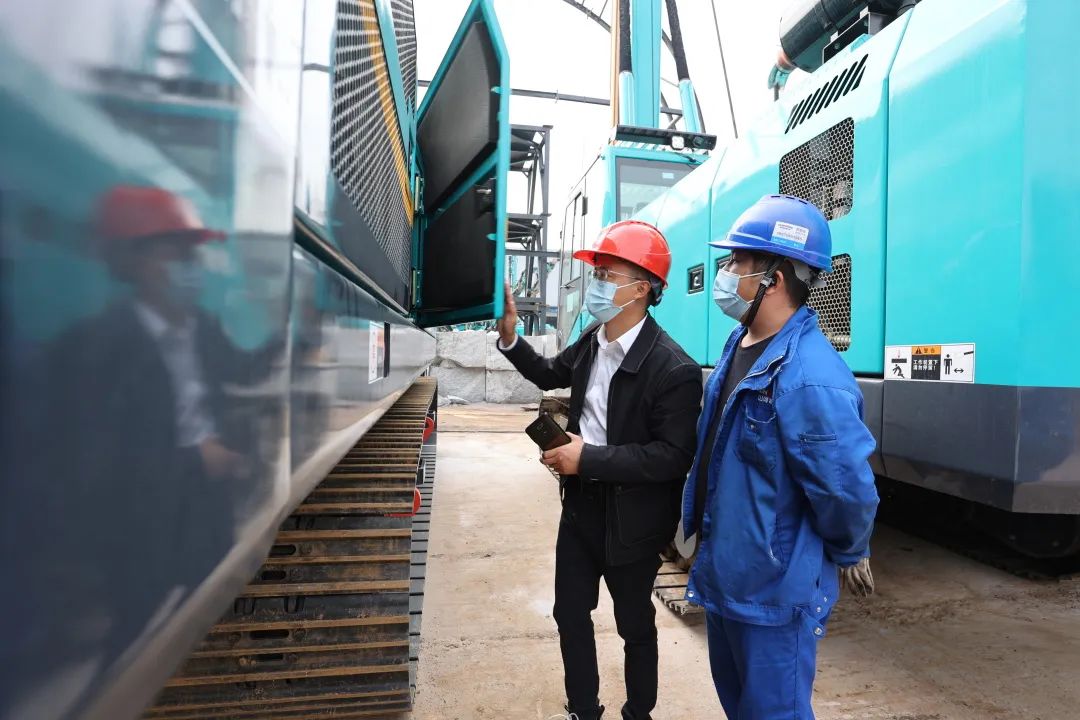 湖南日报：先行先试，启发千亿美元新市。∥沂∈椎ザ手工程机械设备出口报关 皇家国际智能设备 昨天