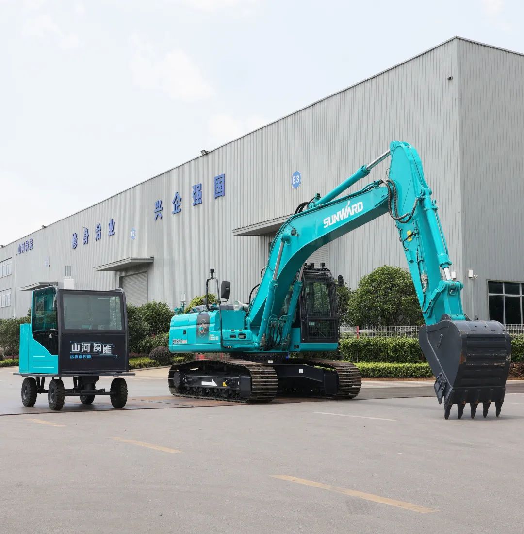 奖！奖！奖！皇家国际智能多个产品荣登2021年度工程机械明星产品榜