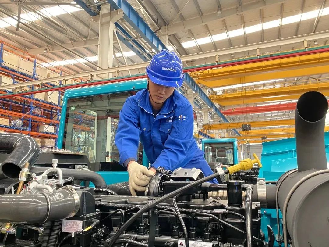 《湖南教育》：索求18年，皇家国际智能找到校企合作共赢的答案