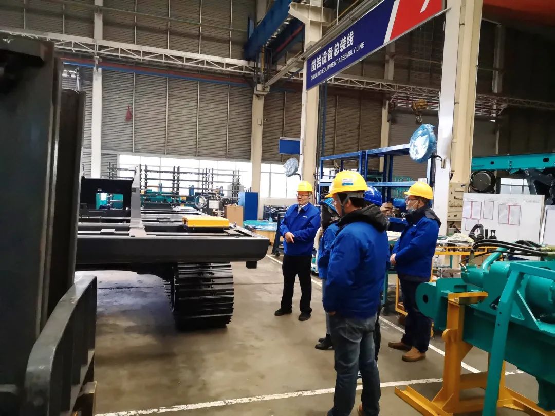 立春首日，皇家国际智能凿岩设备率先开工