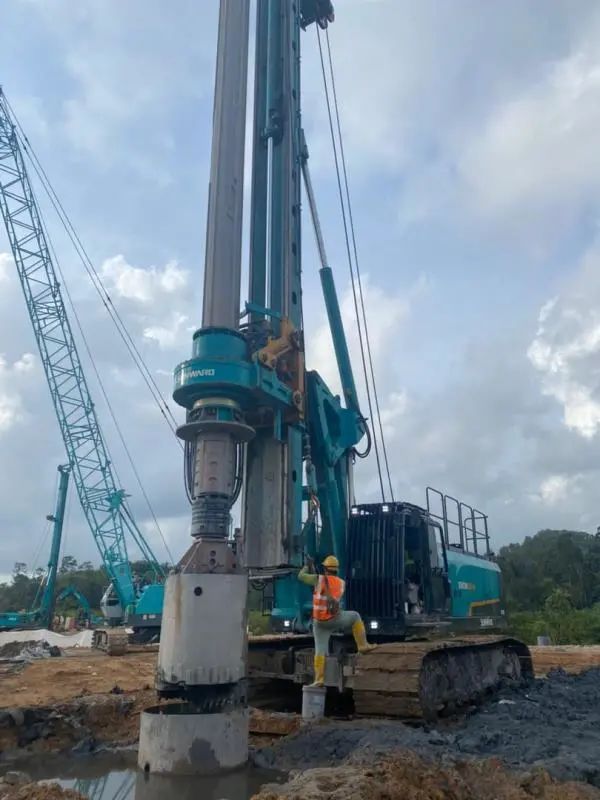 春节我在岗！为这些坚守海表项目一线的皇家国际人点赞