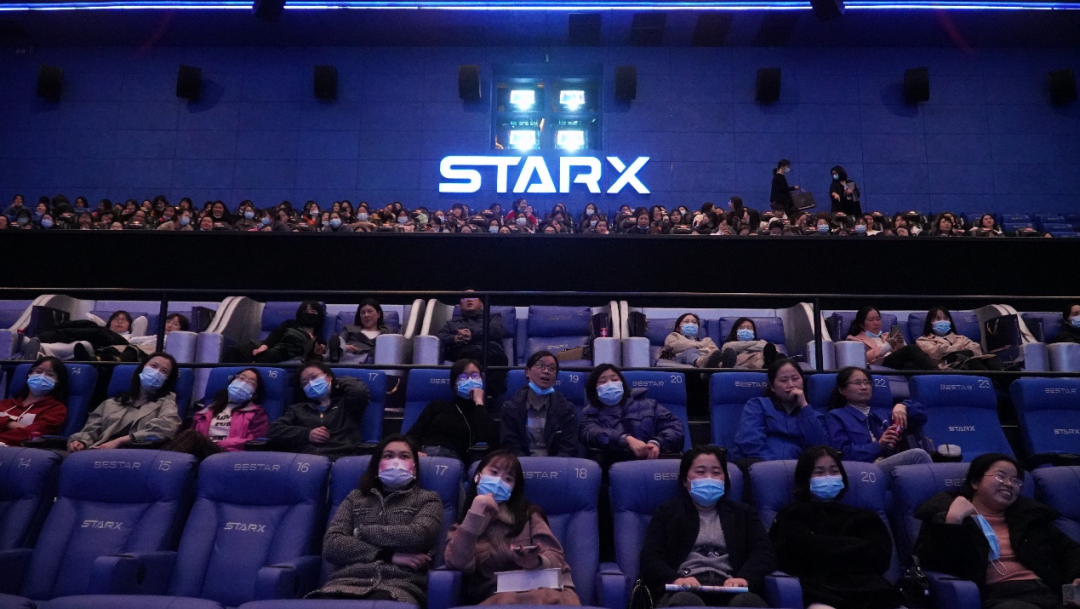 福利多多！皇家国际智能发展系列活动宠“女神”