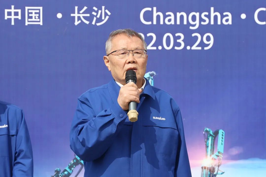 征战全球市。』始夜手悄茉溲疑璞概糠⒒