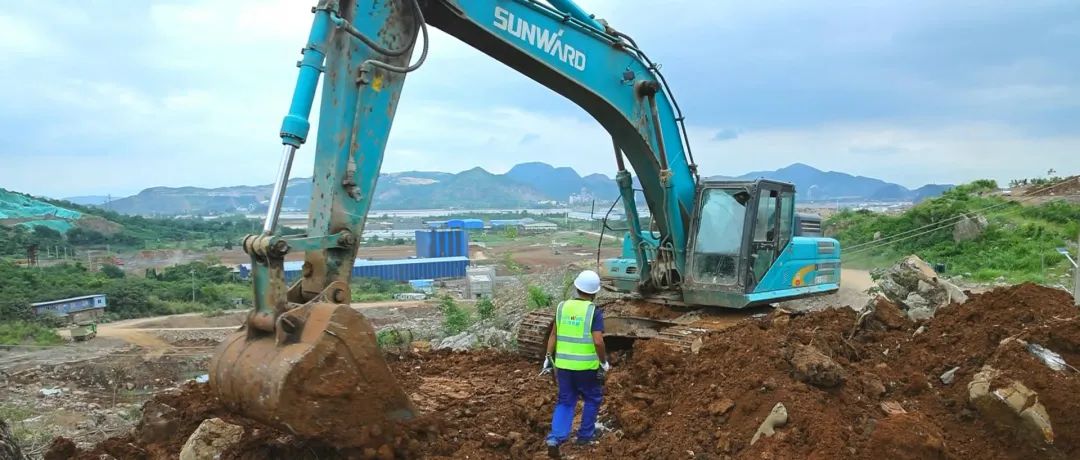 3650天、3000余条工单……90后“张师傅”用十年轻春诠释皇家国际匠心