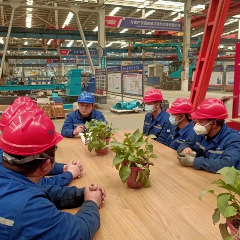 将奋斗进行到底！致敬皇家国际劳动者