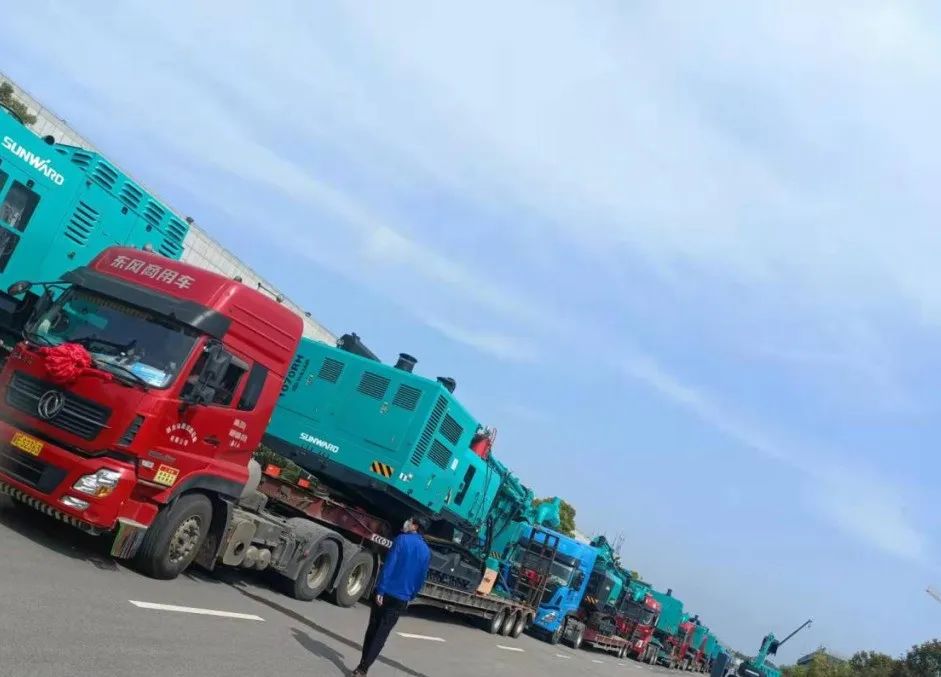 将奋斗进行到底！致敬皇家国际劳动者