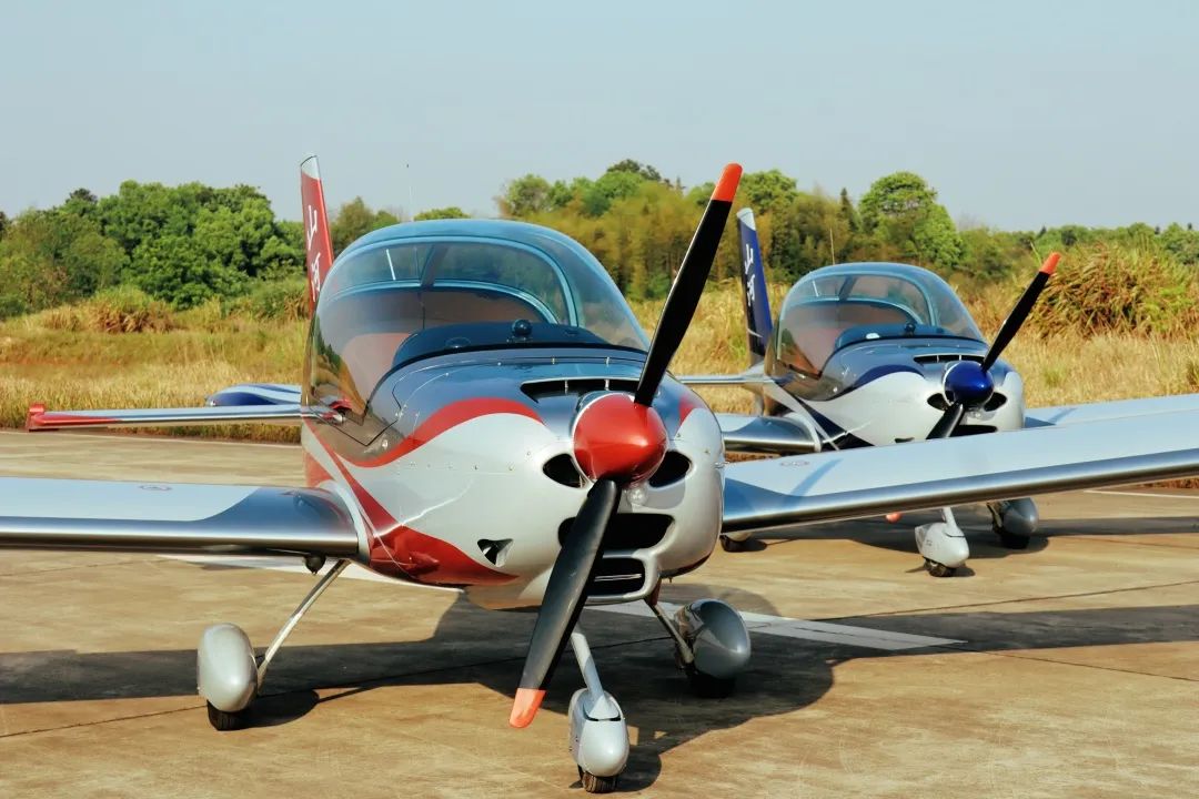 图集 | 阿若拉穿“鲨”衣，还有更多套装为天空添彩！