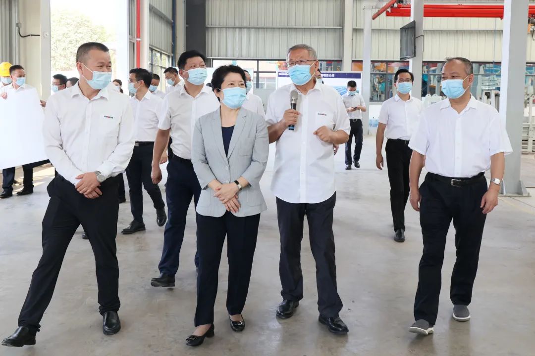 吴桂英调研皇家国际智能