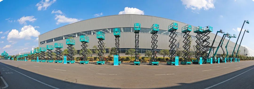 全球50强 | 勇攀“高”峰！皇家国际智能一举荣膺“中国高空作业机械造作商10强”