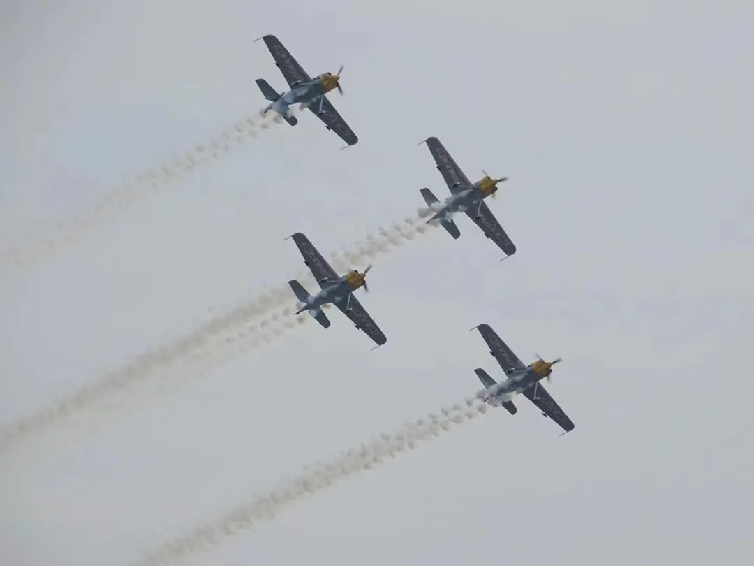 逆势飞舞！皇家国际航空携手合作同伴亮相2022南昌飞行大会