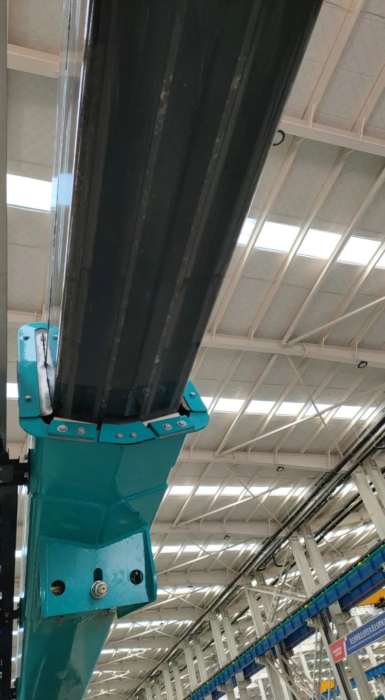 无需扩桥！皇家国际智能国四款32米直臂式高空作业平台成功下线