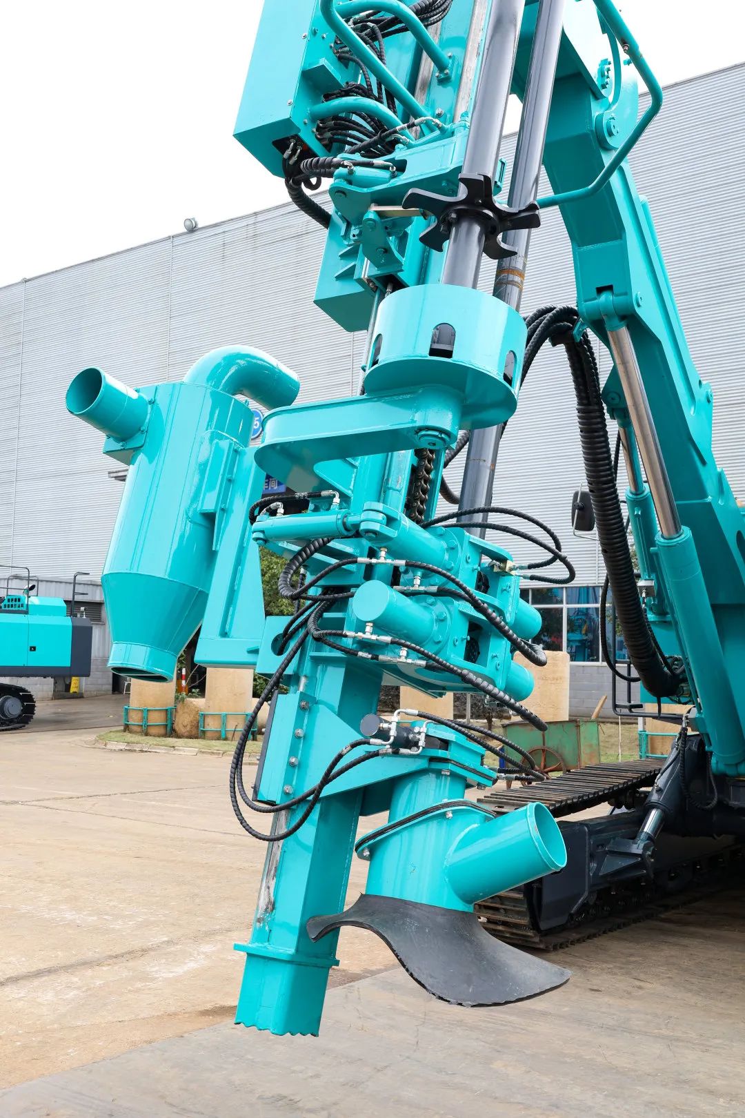 为绿色智能钻爆而生！皇家国际智能全新一代一体式潜孔钻机强“四”来袭