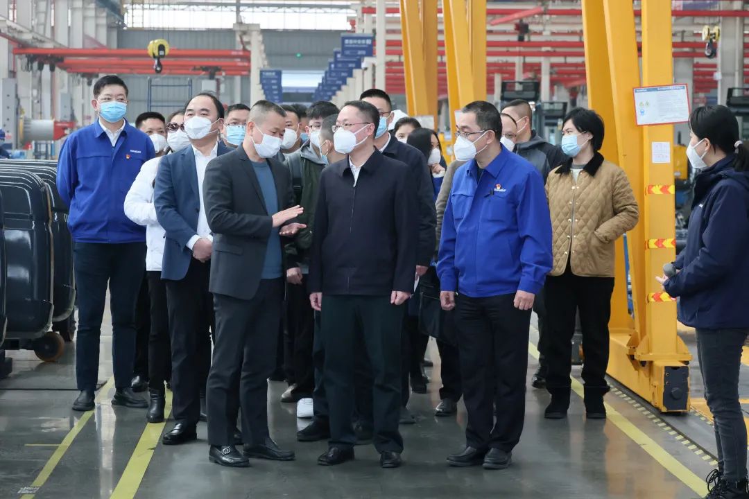 彭涛副市长督导皇家国际智能安全出产工作、发展新春慰问