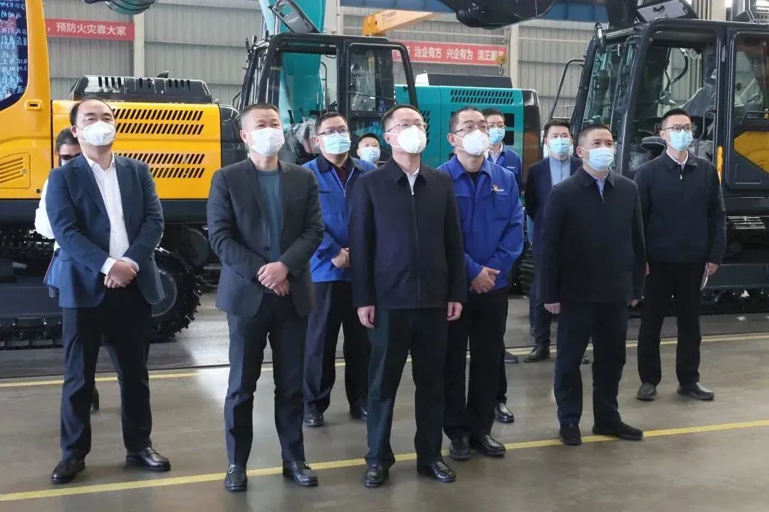 彭涛副市长督导皇家国际智能安全出产工作、发展新春慰问