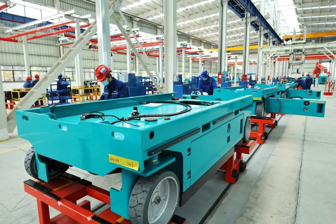 莫路君行早，更有早行人！皇家国际智能癸卯兔年开工大吉