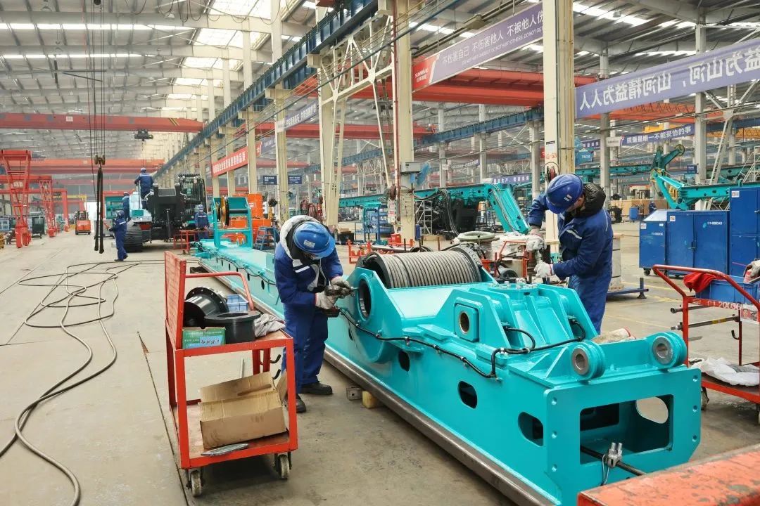 莫路君行早，更有早行人！皇家国际智能癸卯兔年开工大吉